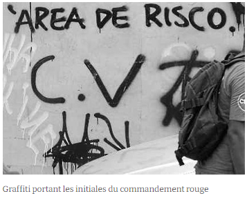 Initiales du Commandant Rouge